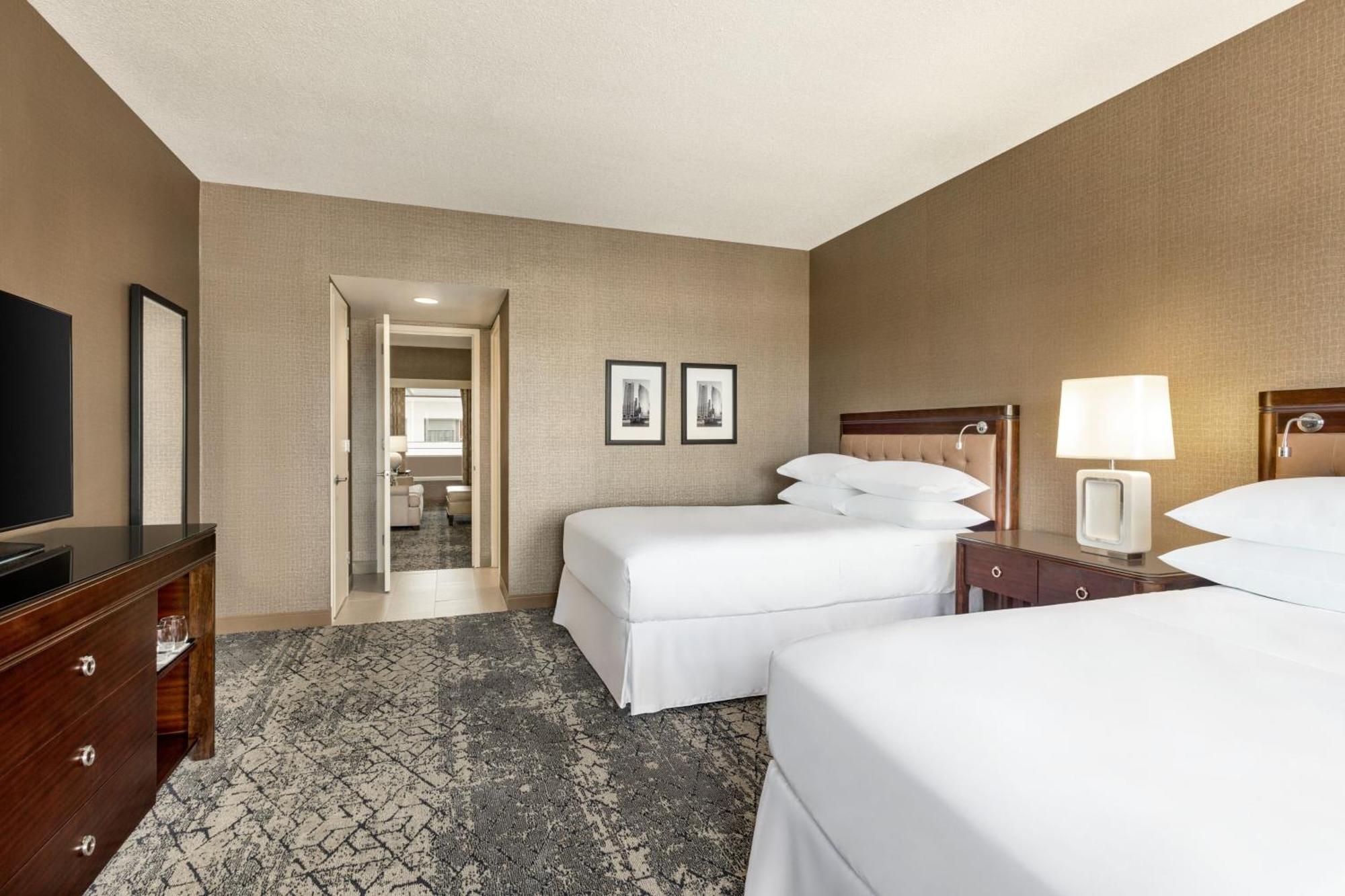 Sheraton Suites Chicago O'Hare Rosemont Exterior foto
